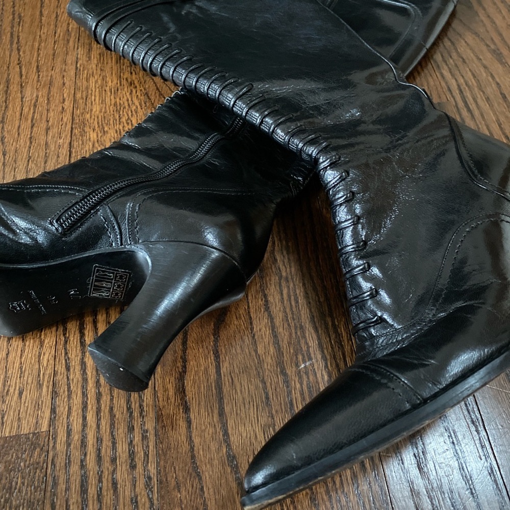 Vintage Black Via Spiga Boots